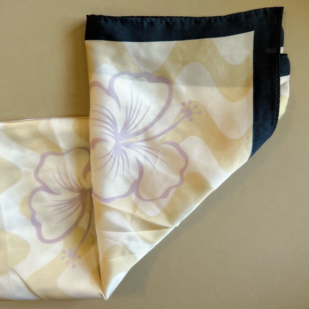 Floral Patterned Scarf S68 - Picture 5 of 5